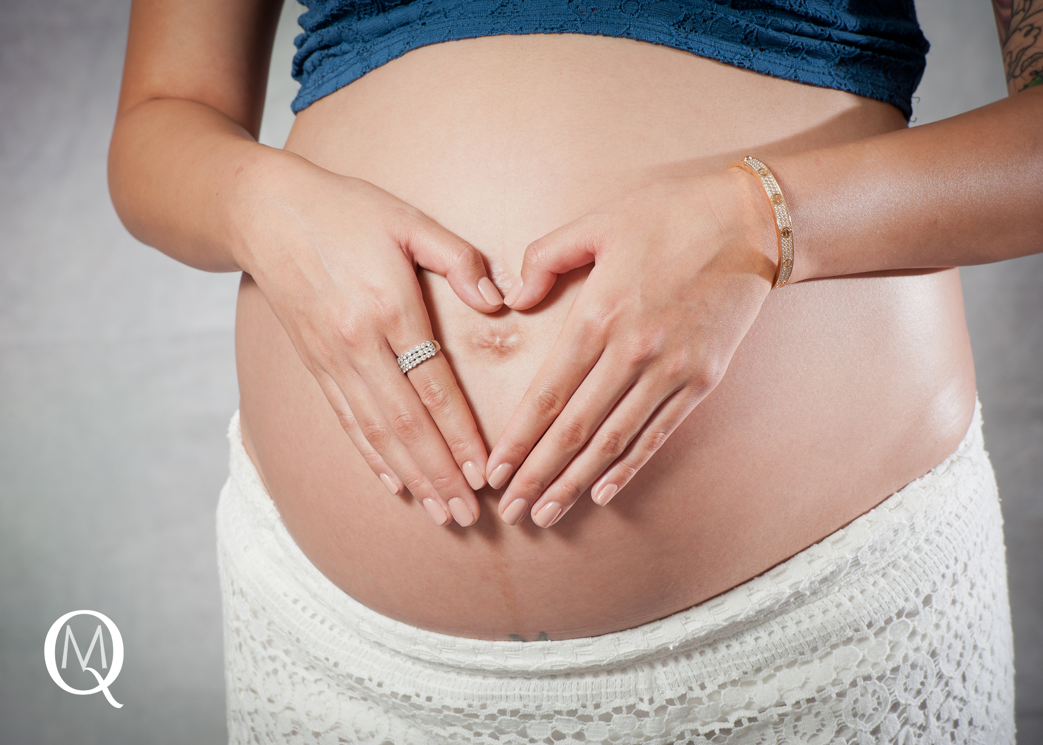 Maternity Photographer in Cherry Hill New Jersey