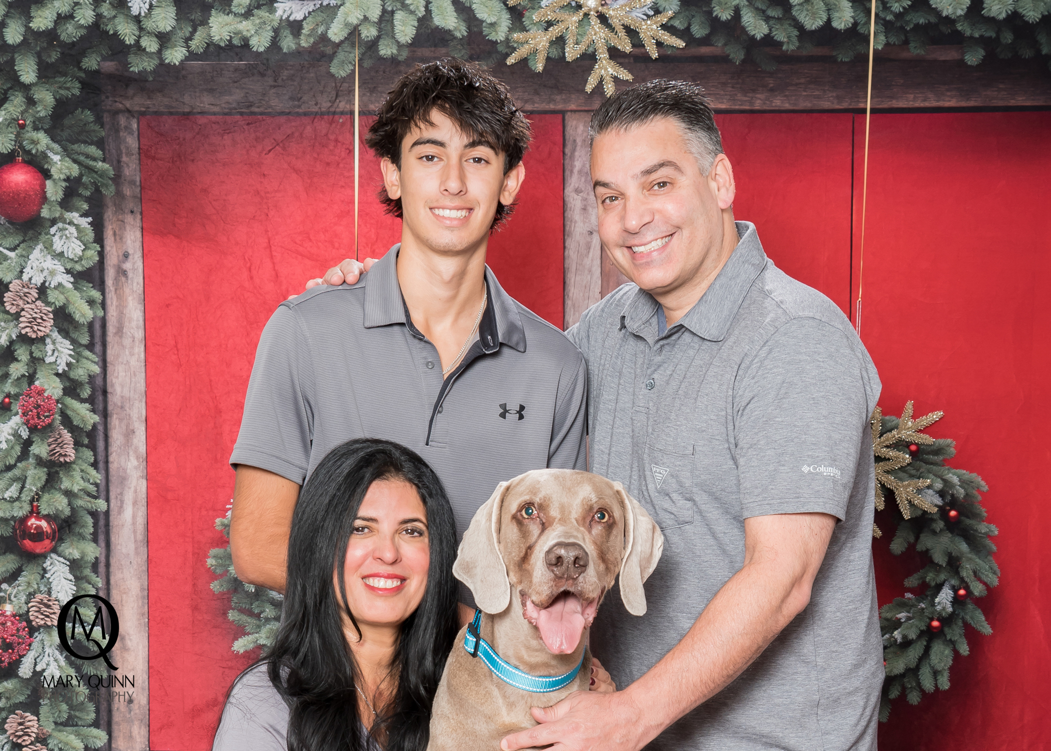Family and Pet Photographer in South Jersey Studio by Mary Quinn.